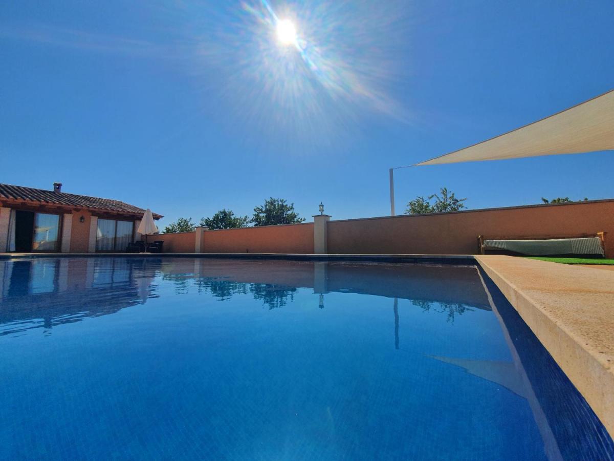 Es Fogoneu Villa บินิสซาเล็ม ภายนอก รูปภาพ