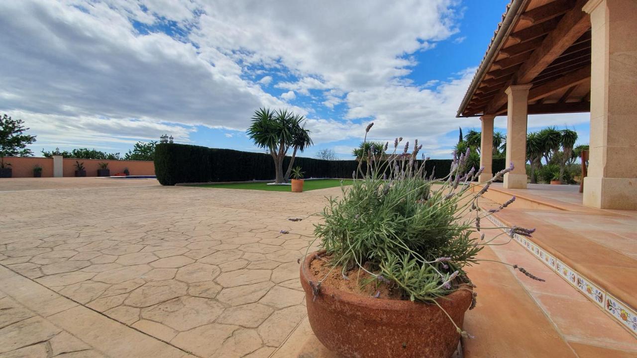 Es Fogoneu Villa บินิสซาเล็ม ภายนอก รูปภาพ